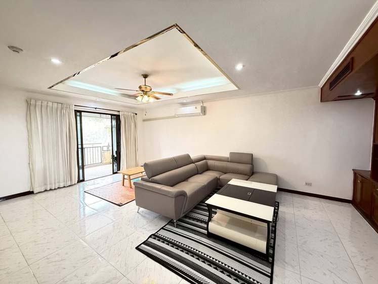 Condominium in Nichada Thani 